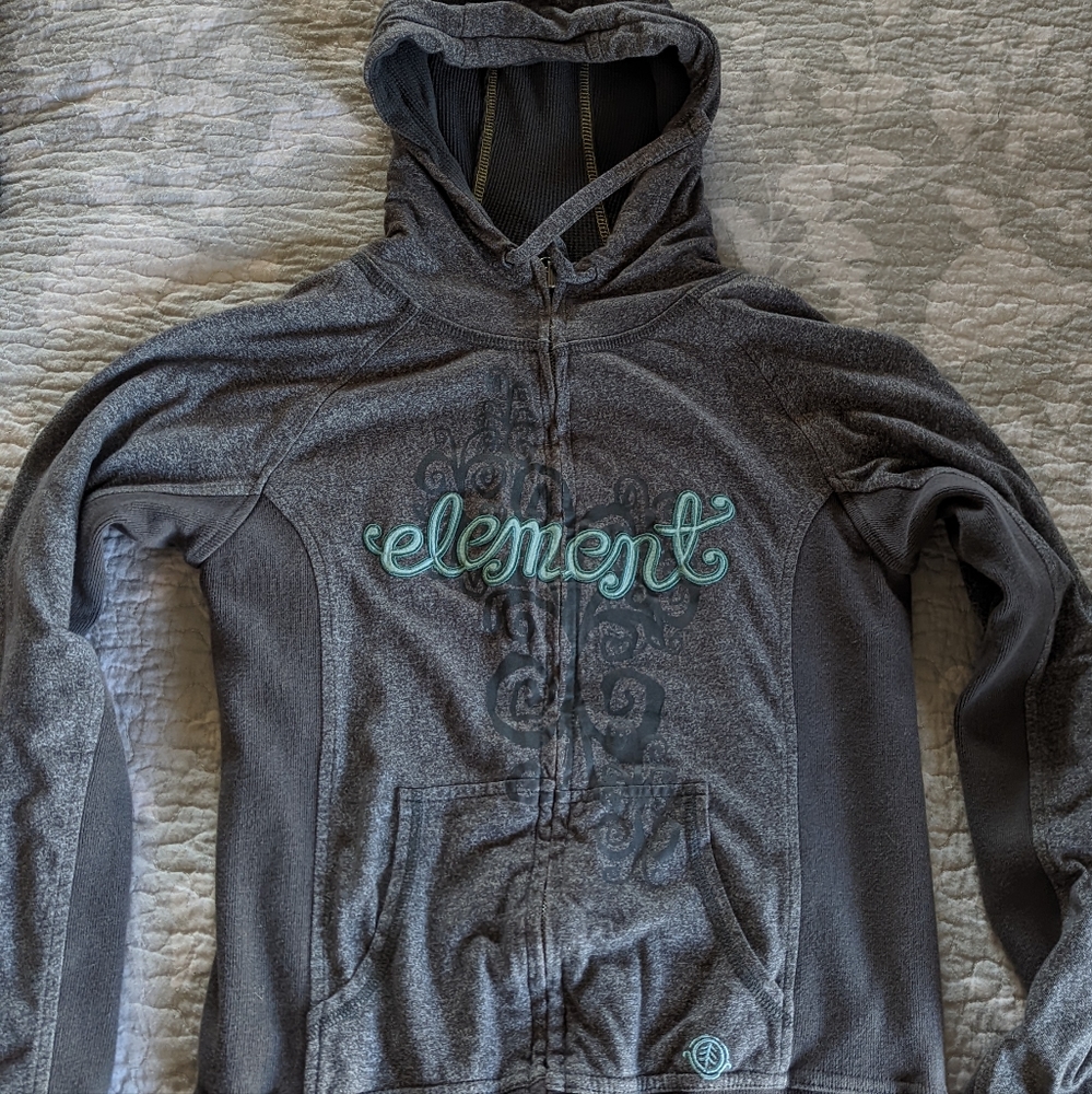 Element Reversible Hooding Size Medium - image 1